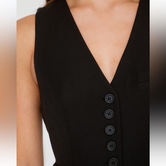 Tailored Pleated Hem Playsuit - Picture 6 of 7